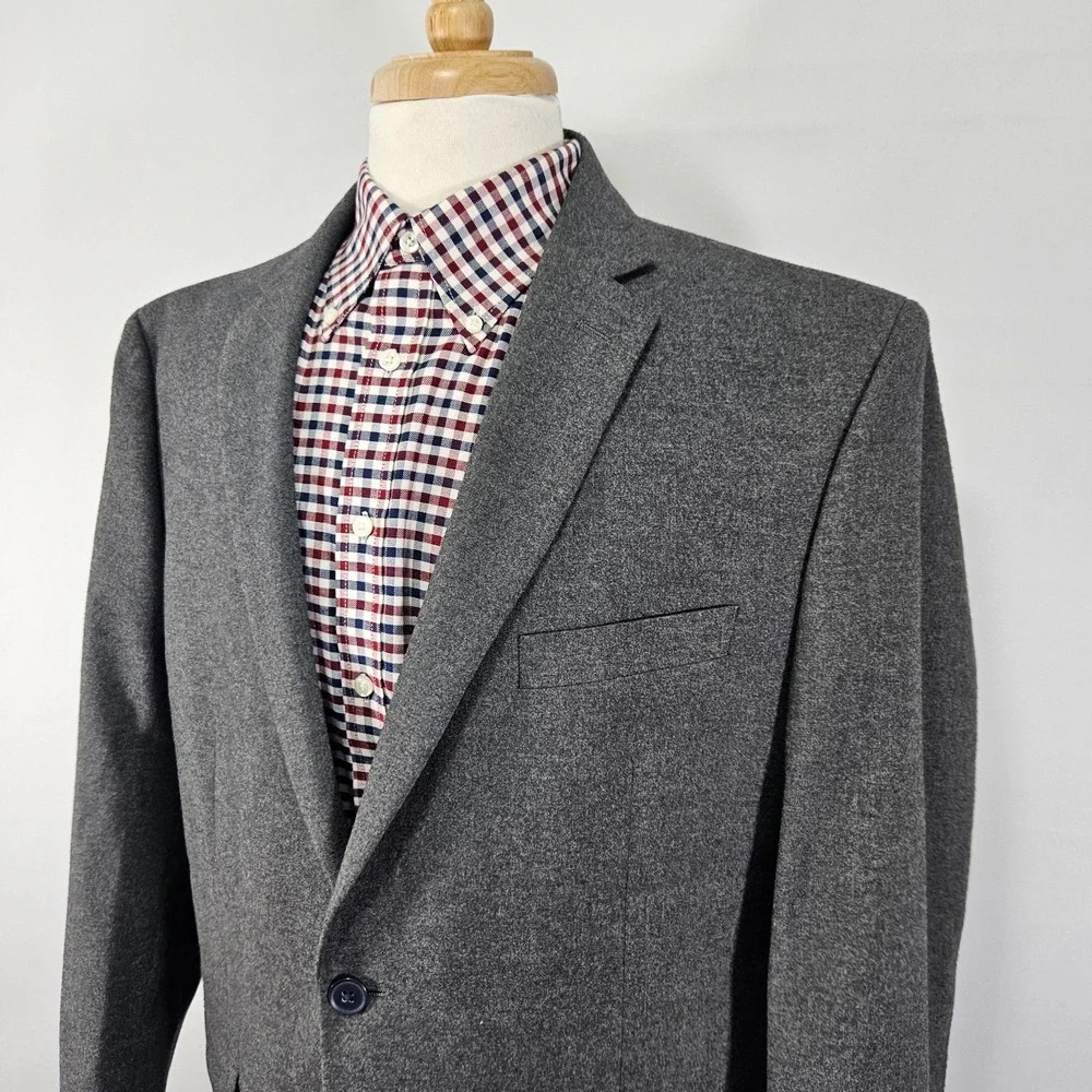 Michael Strahan Collection Men's‎ Sport Coat Blazer Two Button Gray Flannel 46R